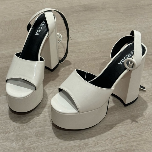NWT Dolls kill La Moda White Pure Chick Flick platform heels size 9 - Picture 3 of 5